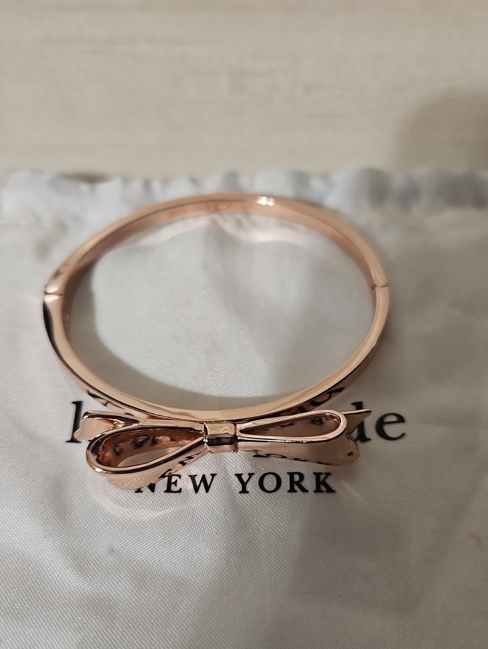 kate spade NWOT Rose Gold Bow Hinged Bracelet